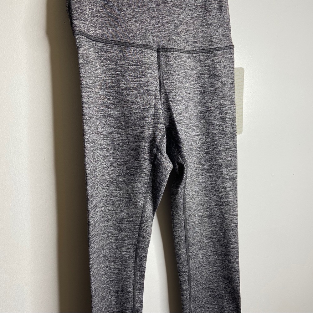 Lululemon - Wunder Under High Rise 28” - Picture 6 of 8